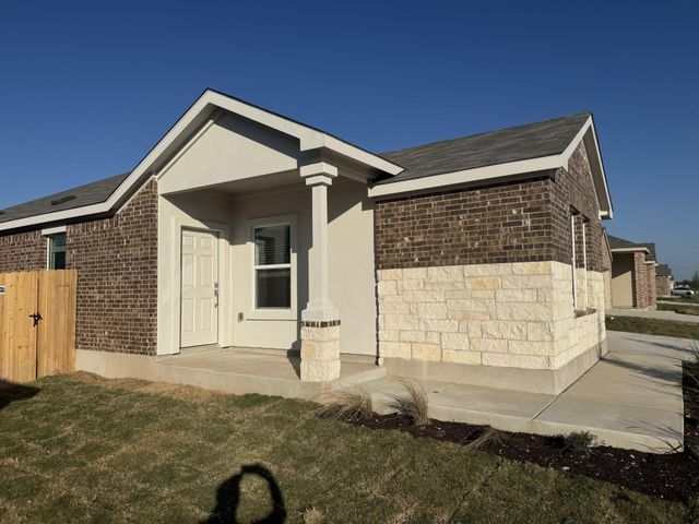 117 Donnington DR, Hutto, TX 78634
