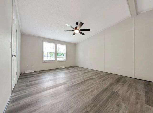 145 Nicole Drive, Harrodsburg, KY 40330