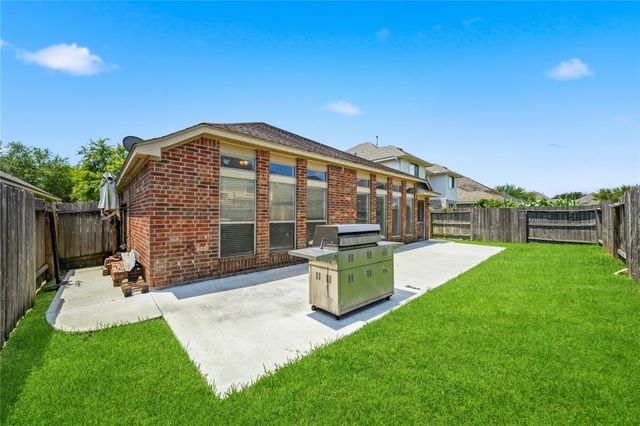 3802 Windmill Links Drive, Richmond, TX 77407