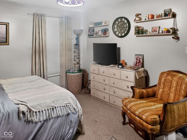 1016 N Noble Street, Greenfield, IN 46140