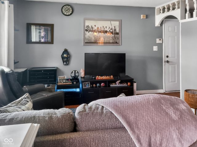 1016 N Noble Street, Greenfield, IN 46140
