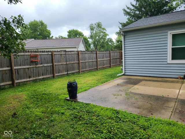 1016 N Noble Street, Greenfield, IN 46140