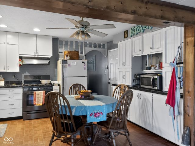 1016 N Noble Street, Greenfield, IN 46140