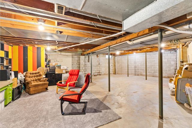 3500 36th Street, Des Moines, IA 50310