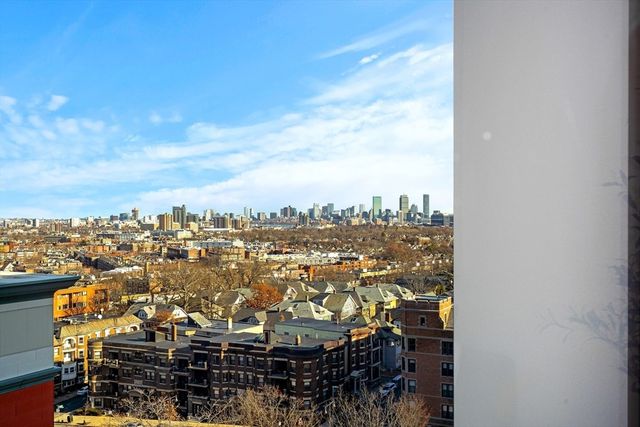 1515 Commonwealth Ave 509, Boston, MA 02135