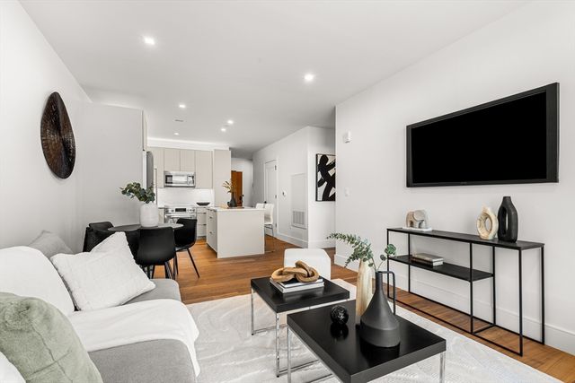 1515 Commonwealth Ave 509, Boston, MA 02135