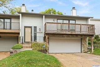 9406 Parker Street, Omaha, NE 68114
