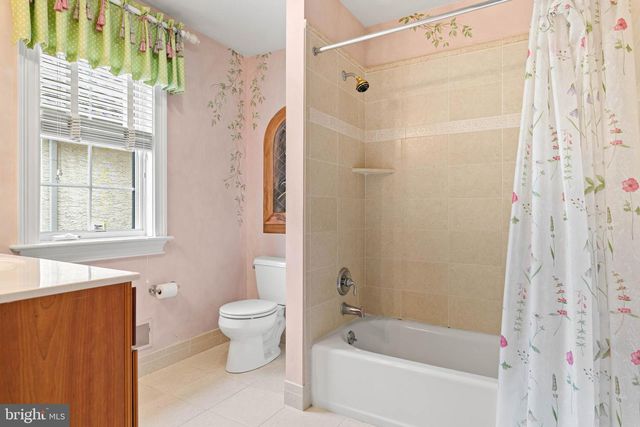 365 ARBOR CIR, Media, PA 19063