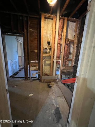 2540 Magazine St, Louisville, KY 40211