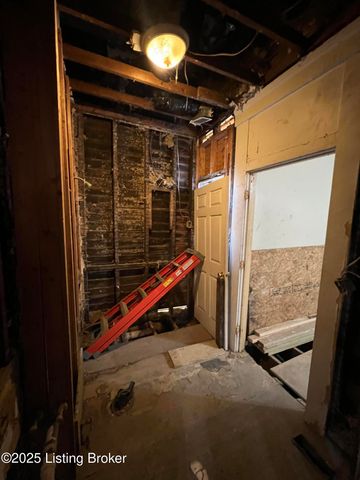 2540 Magazine St, Louisville, KY 40211