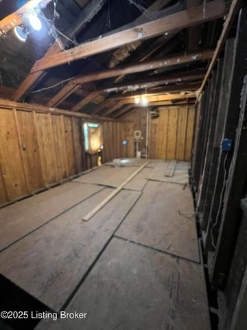 2540 Magazine St, Louisville, KY 40211