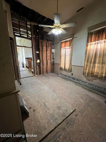 2540 Magazine St, Louisville, KY 40211