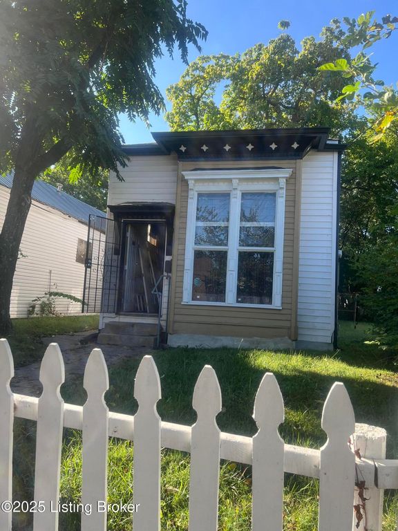 2540 Magazine St, Louisville, KY 40211