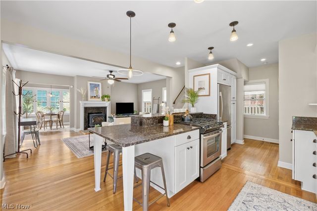 2965 Washington Boulevard, Cleveland Heights, OH 44118