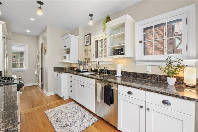 2965 Washington Boulevard, Cleveland Heights, OH 44118