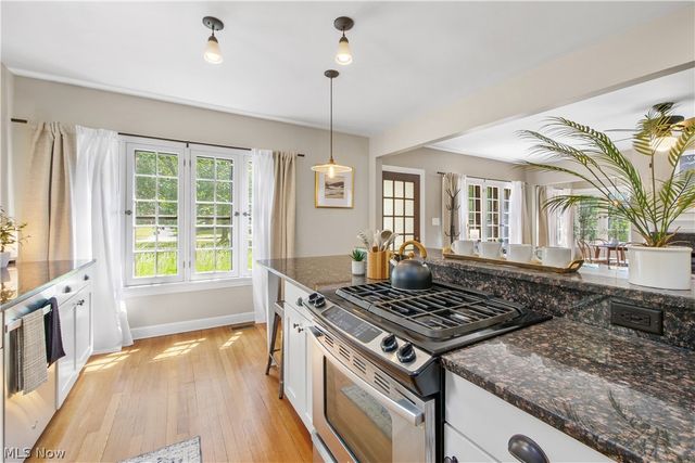 2965 Washington Boulevard, Cleveland Heights, OH 44118