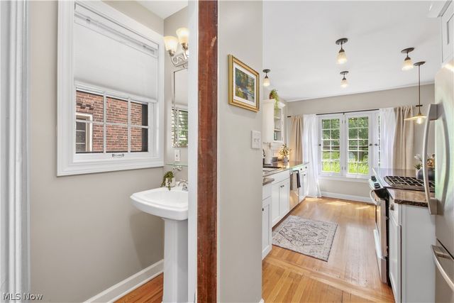 2965 Washington Boulevard, Cleveland Heights, OH 44118