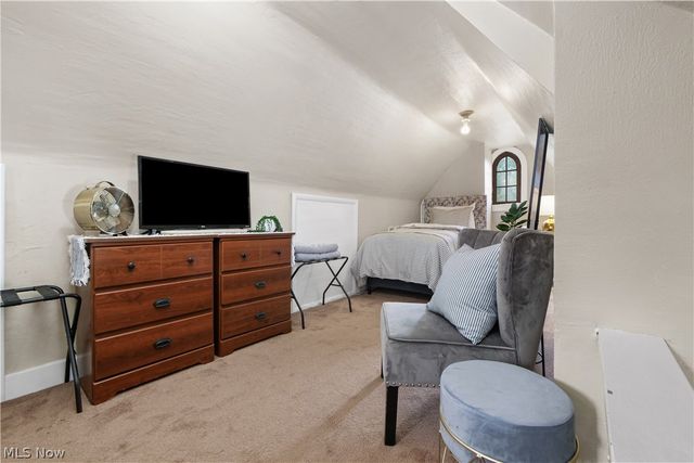 2965 Washington Boulevard, Cleveland Heights, OH 44118