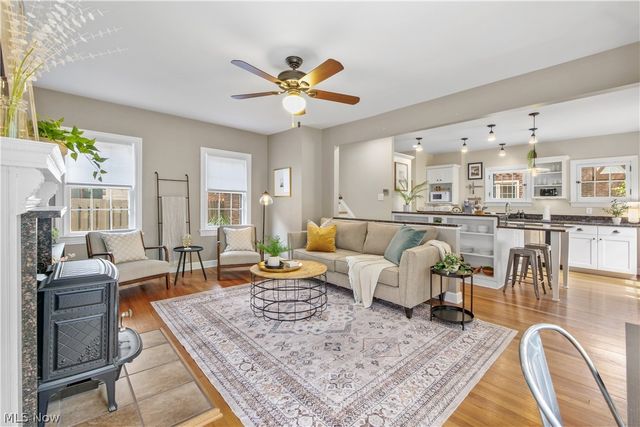 2965 Washington Boulevard, Cleveland Heights, OH 44118