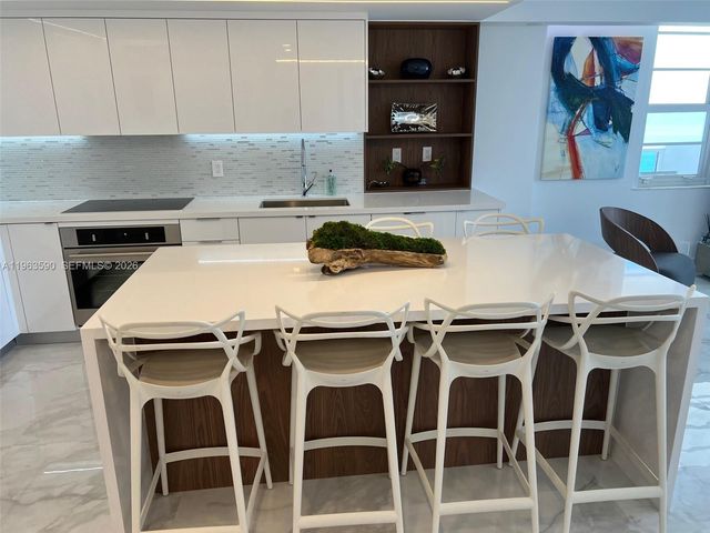 100 Lincoln Rd 1548, Miami Beach, FL 33139