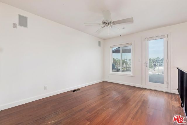 964 Hancock Avenue 302, West Hollywood, CA 90069