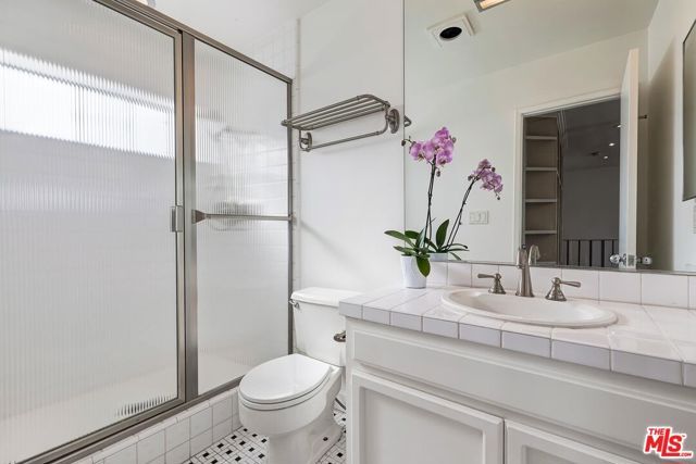 964 Hancock Avenue 302, West Hollywood, CA 90069