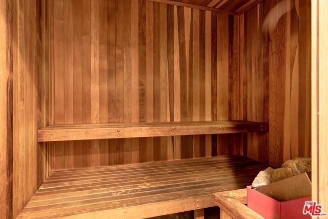 964 Hancock Avenue 302, West Hollywood, CA 90069