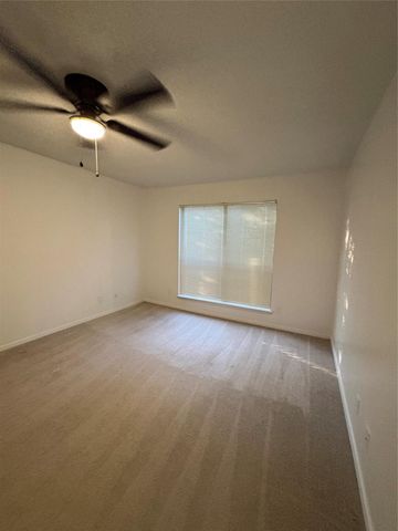 7900 N Stadium Drive 102, Houston, TX 77030