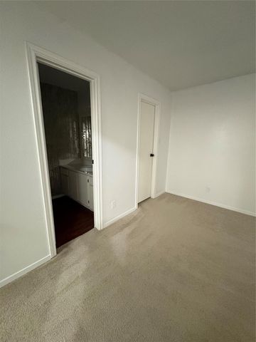 7900 N Stadium Drive 102, Houston, TX 77030