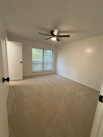 7900 N Stadium Drive 102, Houston, TX 77030