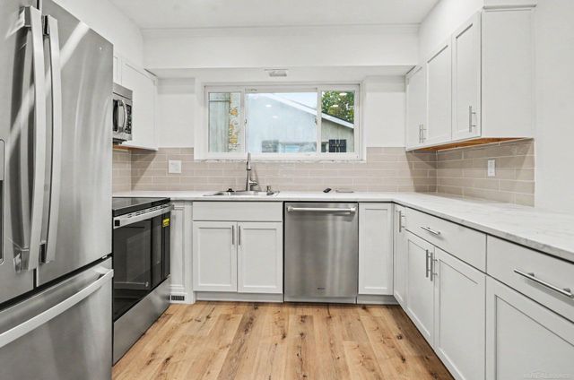 21436 Sunnyview Street, Clinton Township, MI 48035