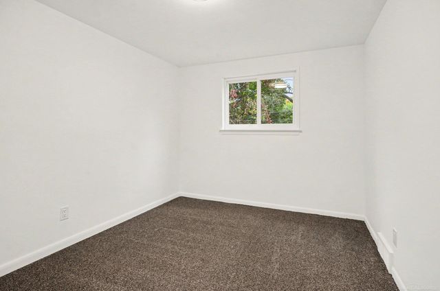 21436 Sunnyview Street, Clinton Township, MI 48035