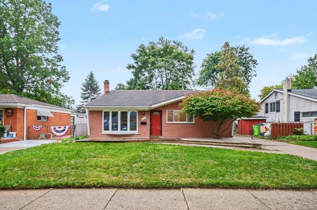 21436 Sunnyview Street, Clinton Township, MI 48035