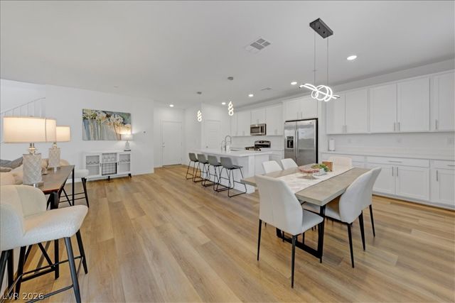 299 Mount Tyndall Street, Henderson, NV 89015