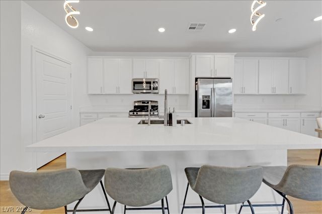 299 Mount Tyndall Street, Henderson, NV 89015