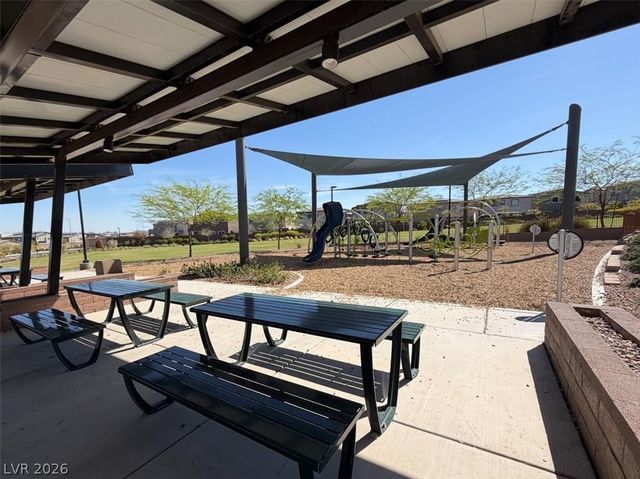 299 Mount Tyndall Street, Henderson, NV 89015