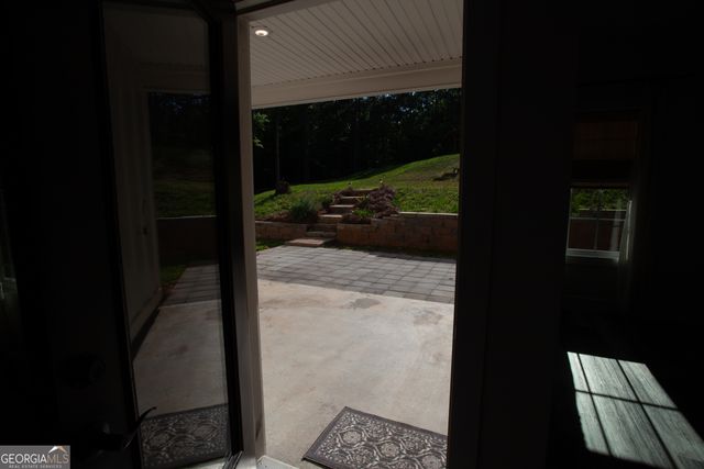 30 West Greenwood Drive, Carrollton, GA 30117