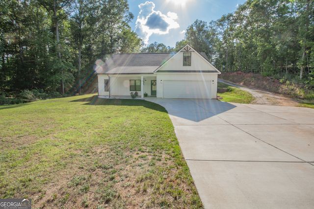 30 West Greenwood Drive, Carrollton, GA 30117