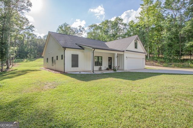 30 West Greenwood Drive, Carrollton, GA 30117