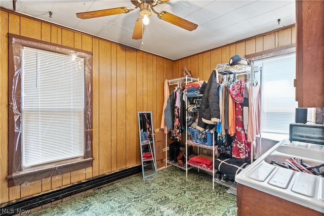 1517 Hammond Avenue SW, Canton, OH 44706
