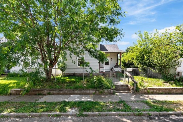 1517 Hammond Avenue SW, Canton, OH 44706