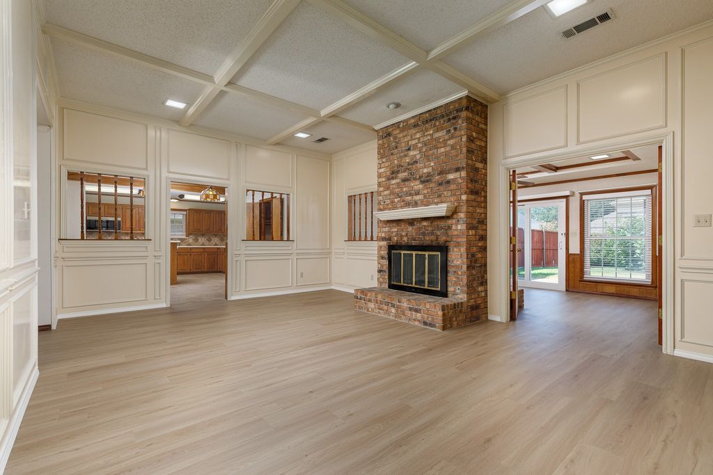 2526 Willowdale Drive, Carrollton, TX 75006 — photo 3