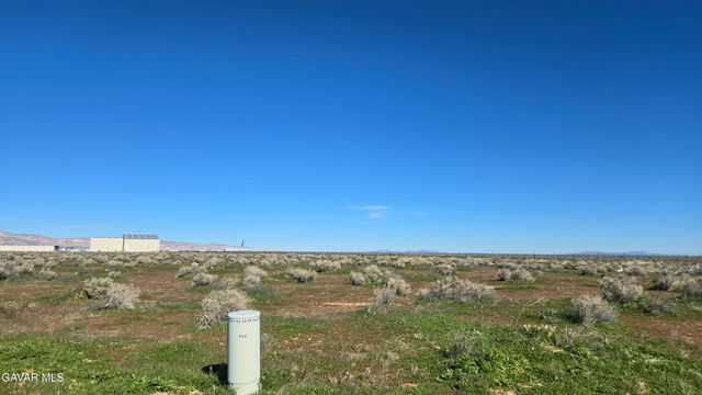 Hwy 58 Business & Lonebutte Rd, Mojave, CA 93501