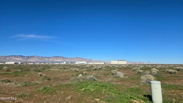 Hwy 58 Business & Lonebutte Rd, Mojave, CA 93501