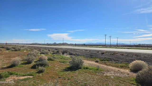 Hwy 58 Business & Lonebutte Rd, Mojave, CA 93501