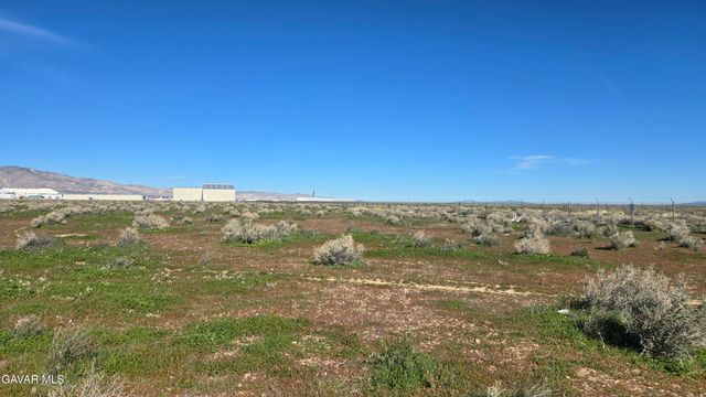 Hwy 58 Business & Lonebutte Rd, Mojave, CA 93501