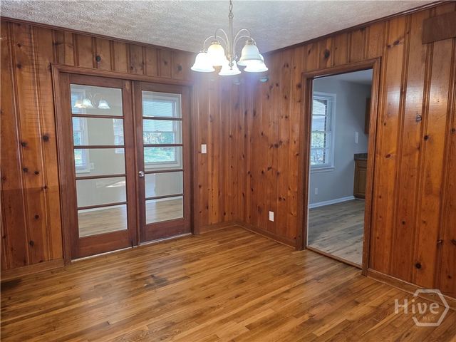 8 Ronnie Avenue, Garden City, GA 31408