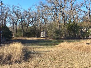 320 Alvina Ulich Street, Somerville, TX 77879