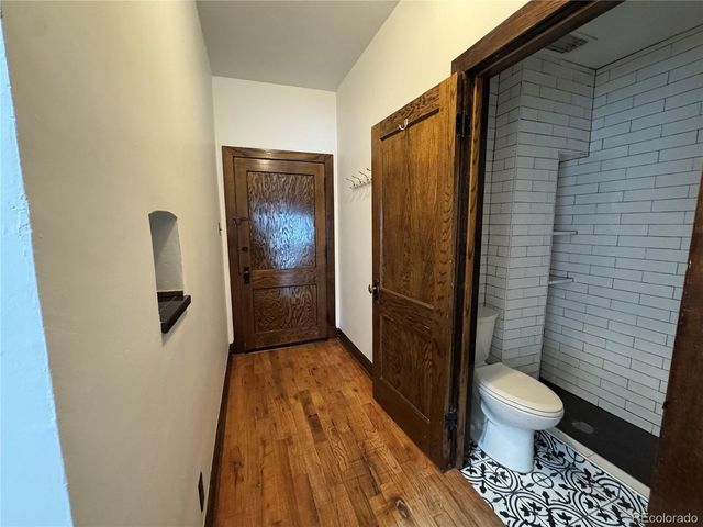 718 N Grant Street 11, Denver, CO 80203