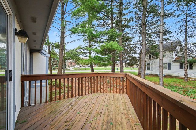 3171 Maple Villa Drive SE 1, Grand Rapids, MI 49508
